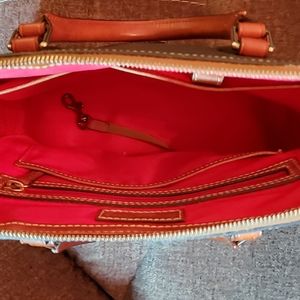 Dooney and Bourke zip zip sachel